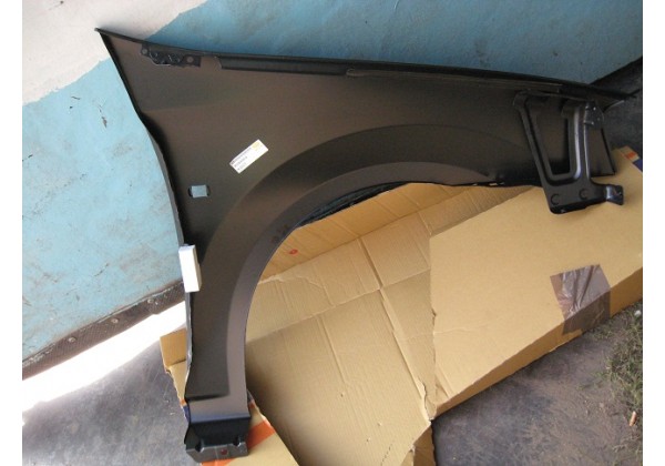 Крило ліве Renault Logan, Logan MCV, 2004-2014, 6001546712 *